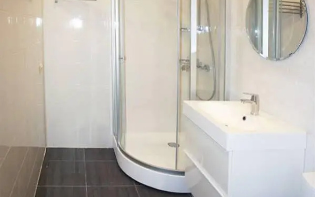 Mini Hotel on Tatisheva