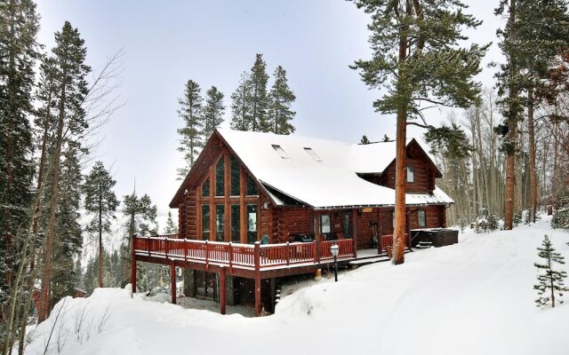 Elk Trail House by RedAwning