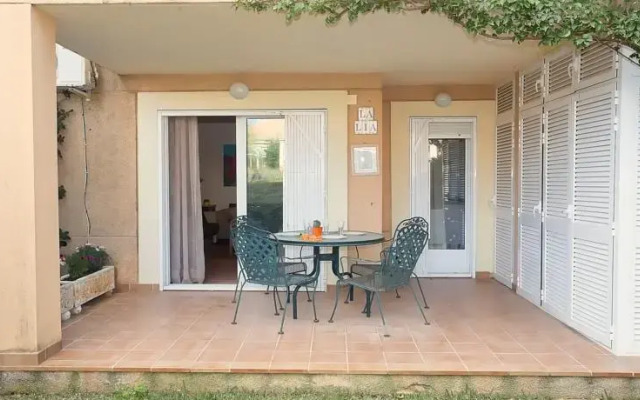 La Adela