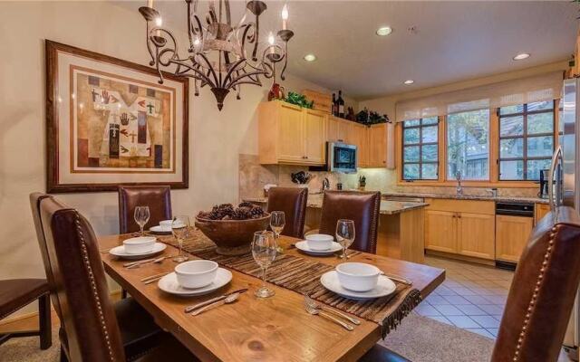 Telluride Alpine Lodging