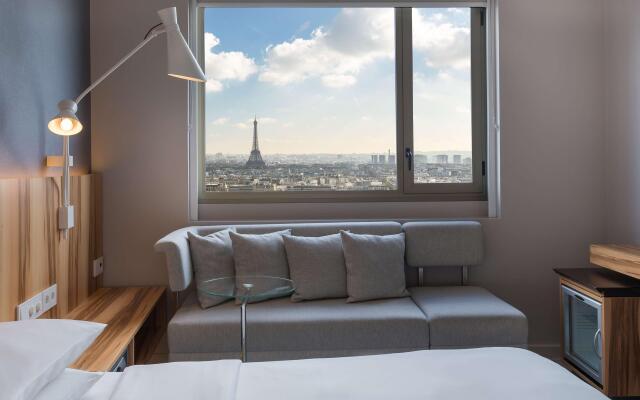 Hyatt Regency Paris Etoile Hotel