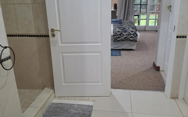 Shangrila Innibos Country Lodge