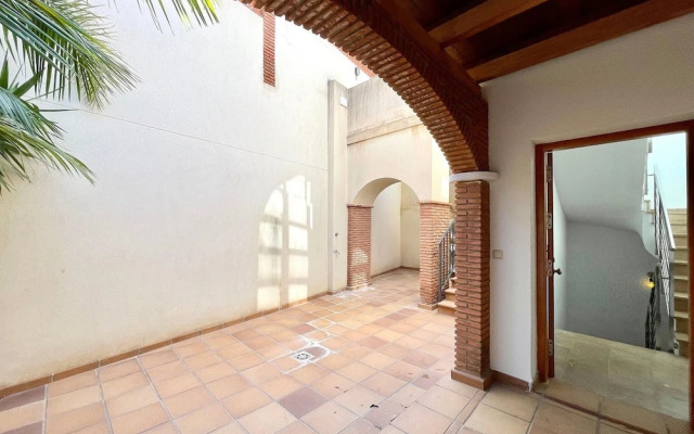 Belvilla by OYO Villa Torrea3n