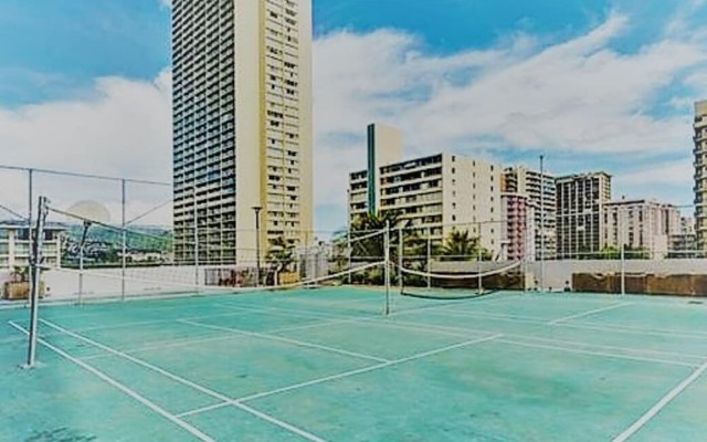 Waikiki Penthouse Rentals