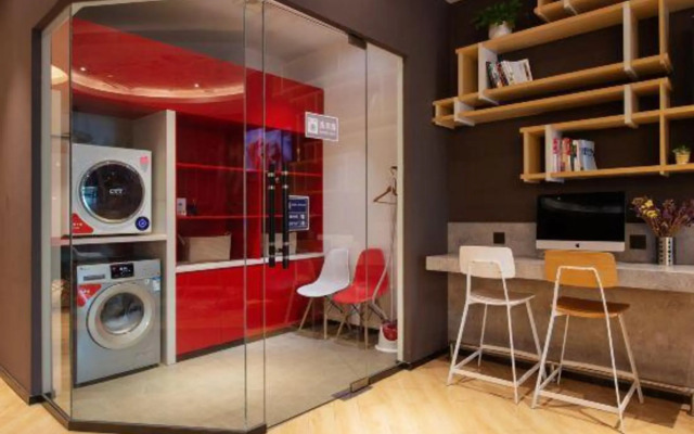 Ibis Hotel (Tangshan Wanda Plaza)