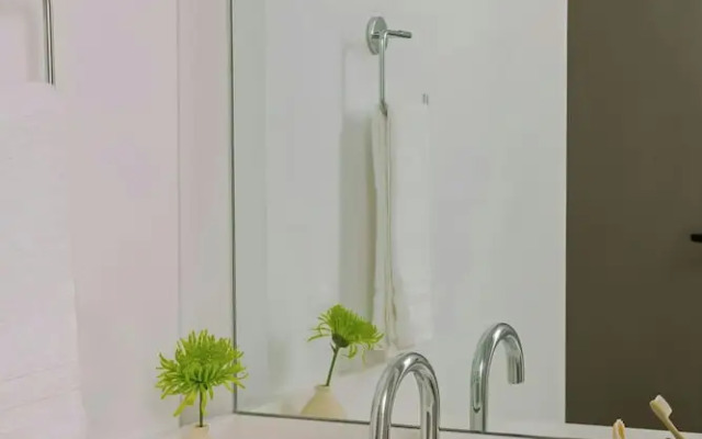 Sonder by Marriott Bonvoy Gabriel Richard Apartments Downtown