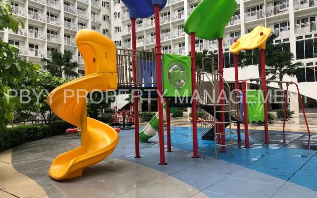Shore Residences Stays by PBYY