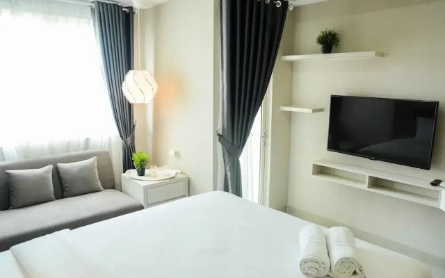 Sophisticated Studio at The Oasis Apartment