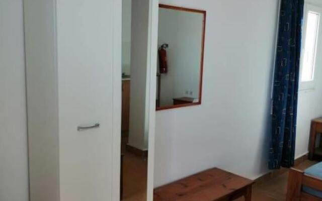 Vromolithos Studio In Spilia Leros