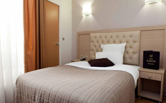 Hotel Lebron