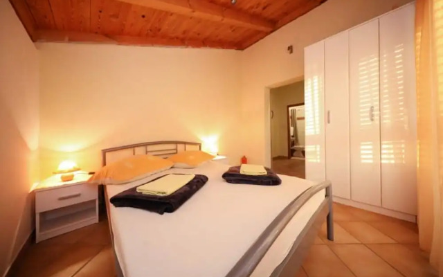 Anita - 100 m From the Beach - A1