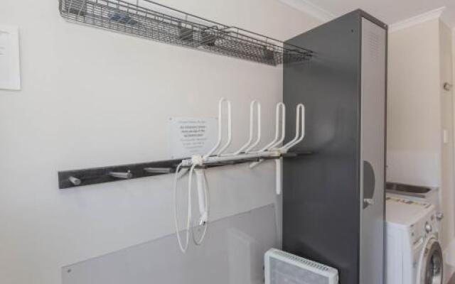 St Helena's 5 Twynam Street, Jindabyne NSW 2627