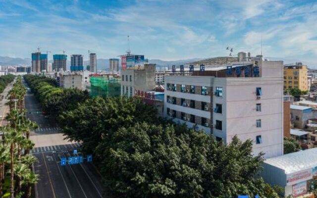 mengziPinzhi Hotel