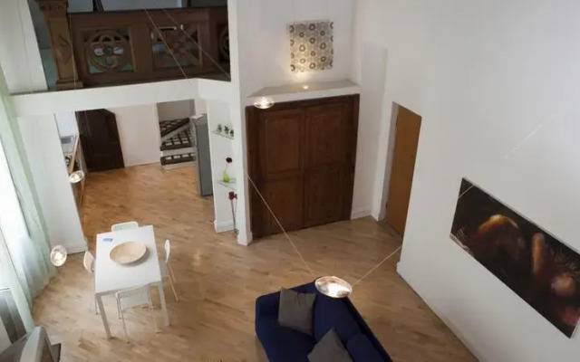Pasquale Scura Halldis Apartment