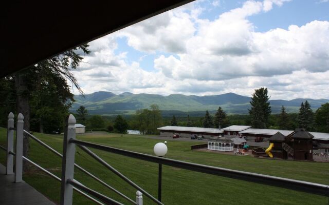 Sunny Hill Resort & Golf Course