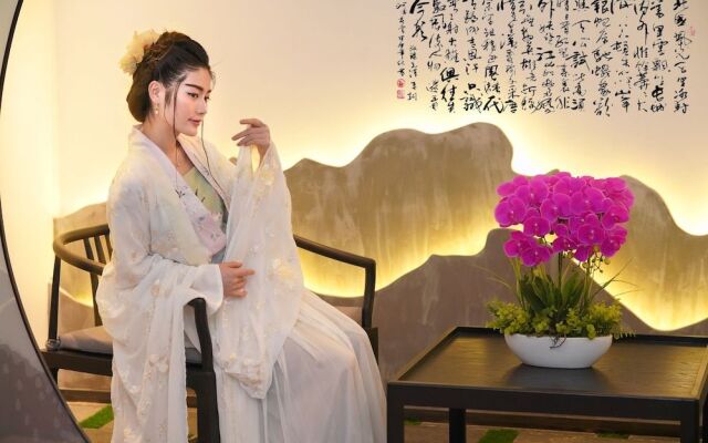 Yuan Cultural Hotel
