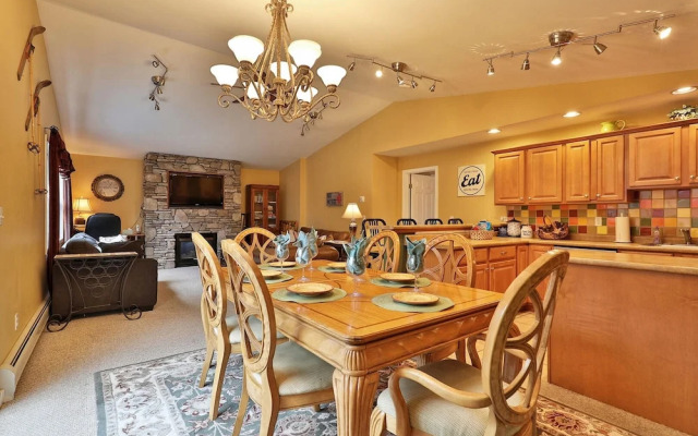 Tanglewood Blues by Killington Vacation Rentals