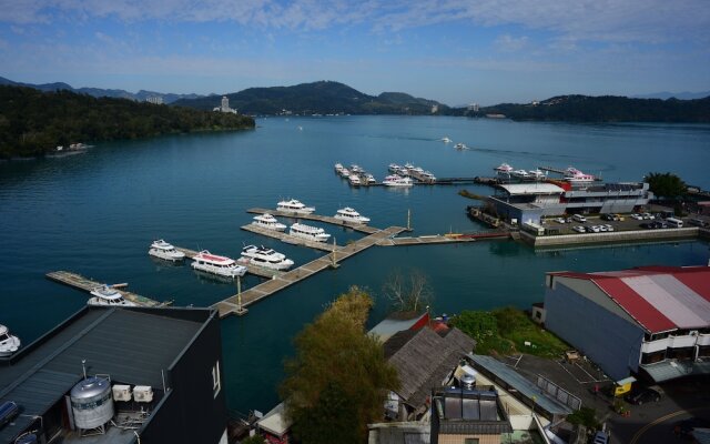 Yi Da lakeside Hotel