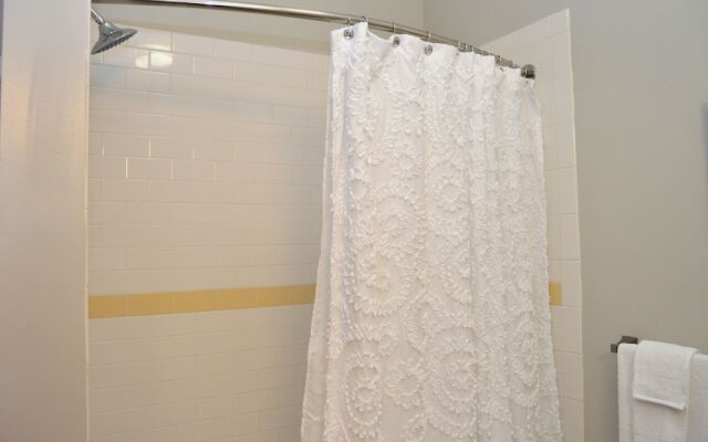 Montclair Apartments by Gracen Properties