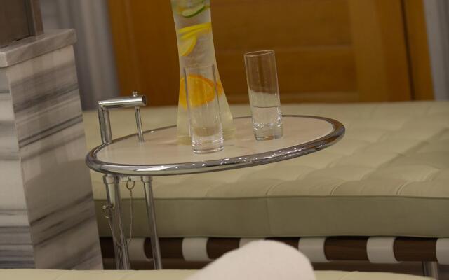 Renaissance Izmir Hotel