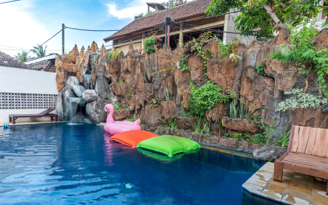 Binaria Museum Hotel