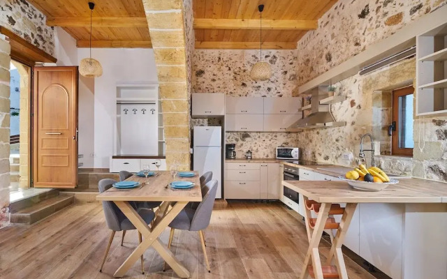 Achilleas Apartments