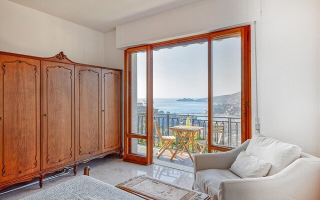 Beautiful Home in Rapallo With 3 Bedrooms and Wifi
