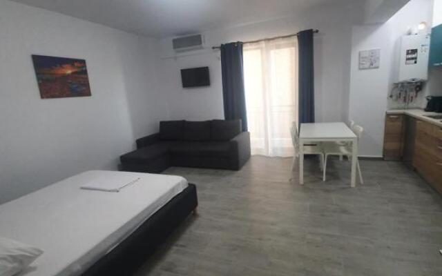 Brizza Apartments 3 Mamaia Nord