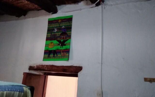 Yaalir At'mu - Hostel