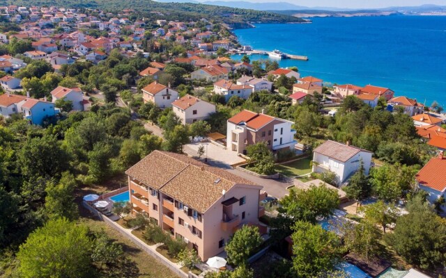 Romana ilo in ilo