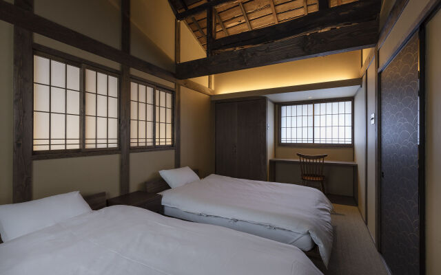 Choya Gosho-Minami