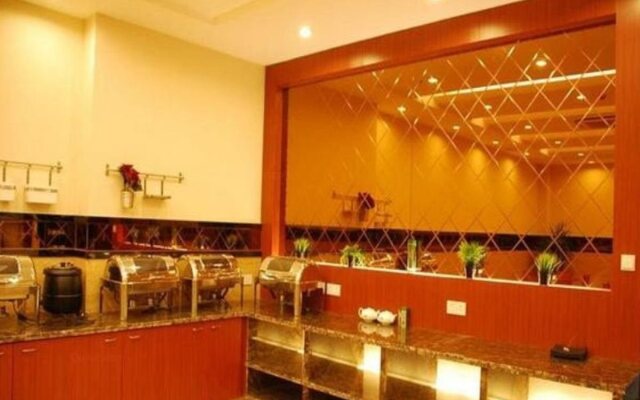 GreenTree Inn Chuzhou Dingyuan County People's Square General Hospital Business Hotel