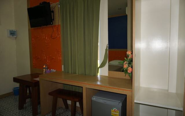 The Loom Resort Thung Song