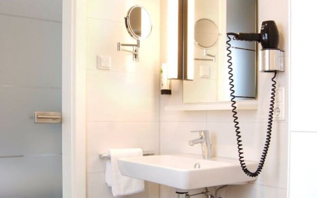 SEEGER Living Premium West