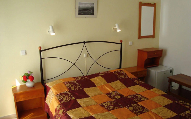 Vakhos Hotel