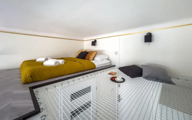 Sienna Modern Studio by Renters