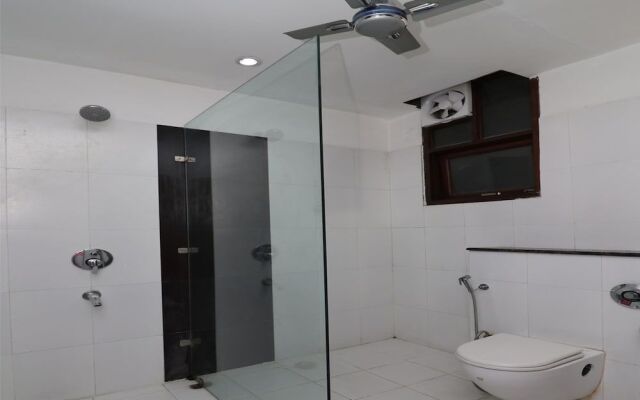 OYO 12780 New Hotel Rajwada