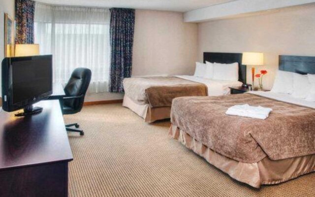 Quality Hotel & Suites Montreal East