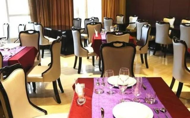 Chengdu Prostoy Hotel