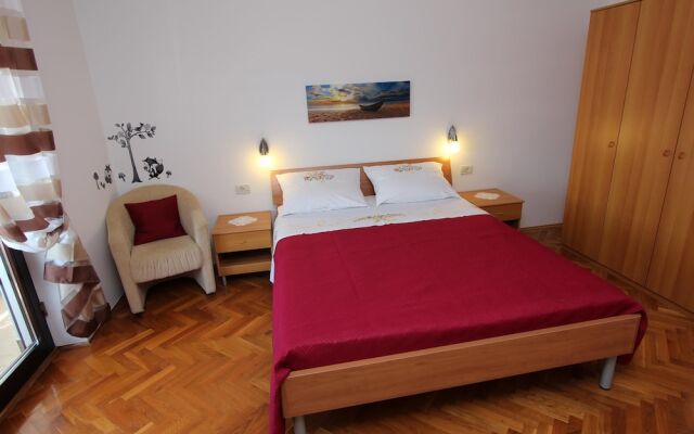 Lea Double Room With Balcony
