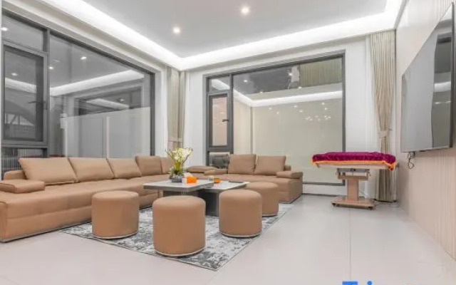 T M L-Urban 4 Bedroom-Independent Swimming Pool and Ktv