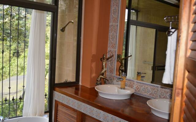 Finca Paraiso Mountain Retreat
