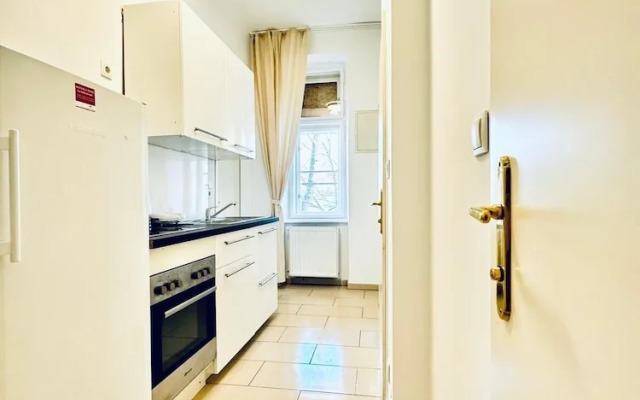 Cozy 2BR for 5 Near Schönbrunn