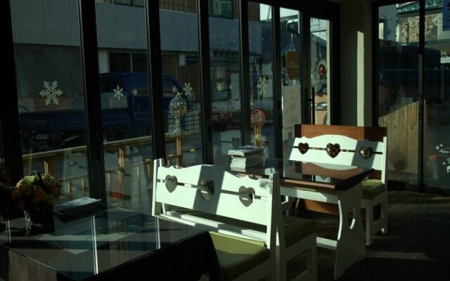 Deokindang & Su Guesthouse