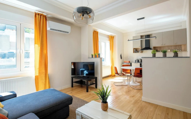Spark 2-Bedroom Apartment in Athens