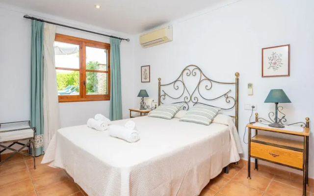 Reynes in Mallorca With 3 Bedrooms and 2 Bathrooms