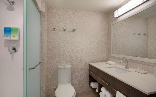 Home2 Suites by Hilton Lewes Rehoboth Beach