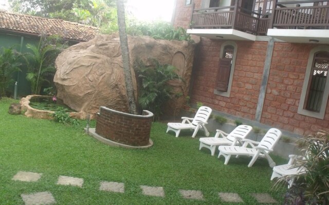 Hotel Susantha Garden