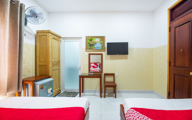 Thao Tram Luxury Hotel by OYO Rooms