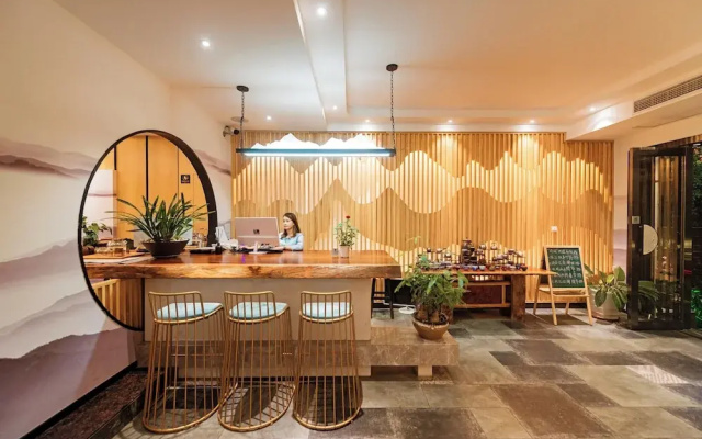 Li River Resort Villa Hotel